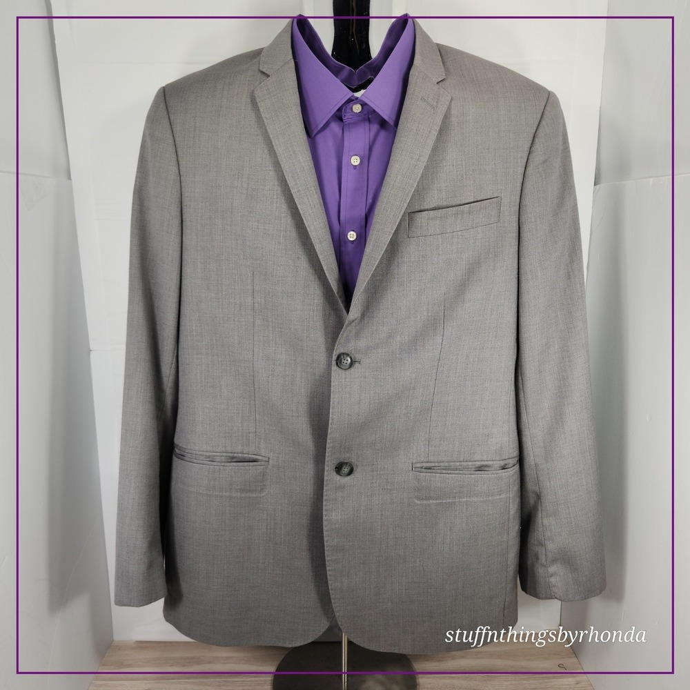 Perry Ellis Grey/Silver Sport Jacket, Blazer Men's 44R Grey Coat Suit